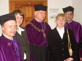 DziekaniWMiI_absFIM2004-small.jpg (47825 bytes)